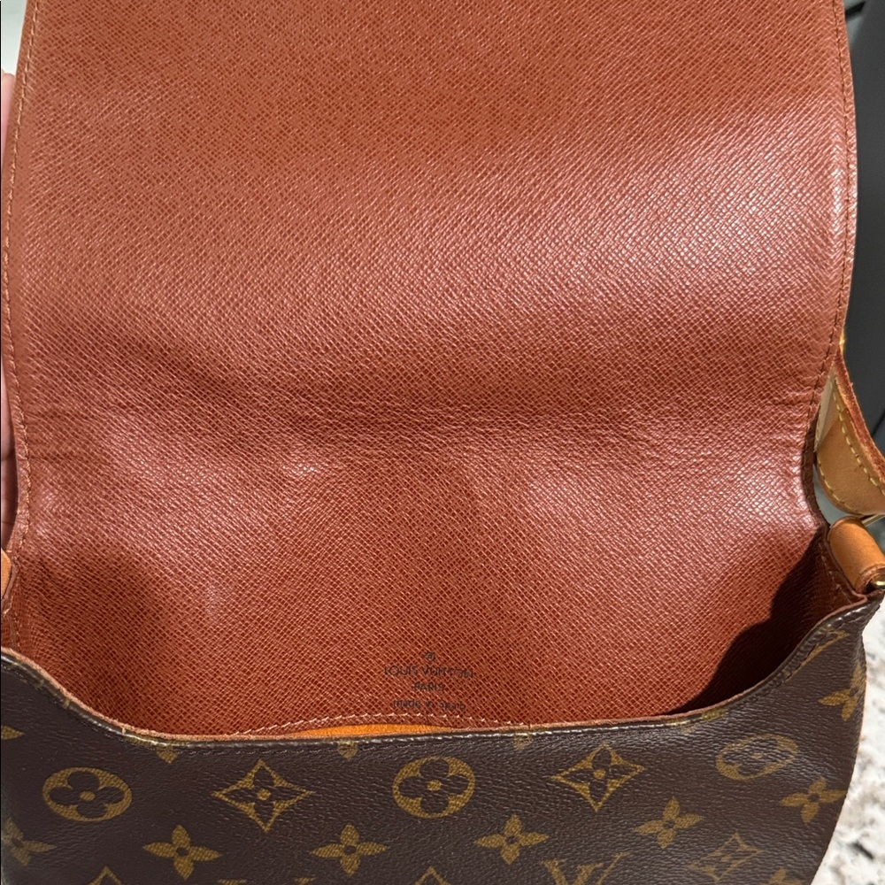 Louis Vuitton Classic Monogram Crossbody Bag - Picture 3 of 4
